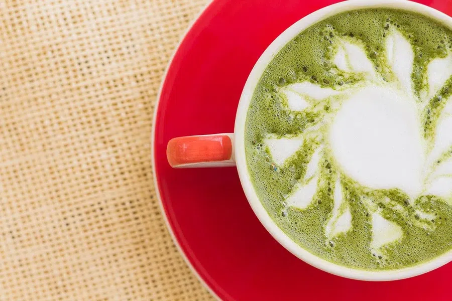 Чай матча: этот супер-зеленый чай должен заменить вам кофе — пять основных преимуществ