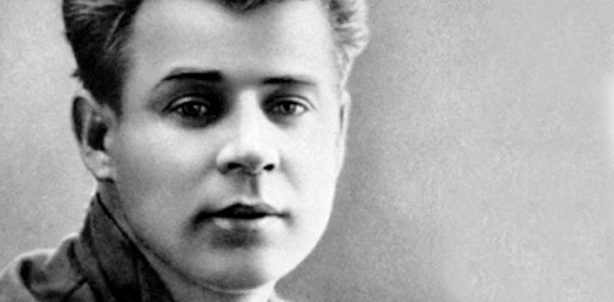 В 2014 году бердчане уже читали стихи озорного гуляки