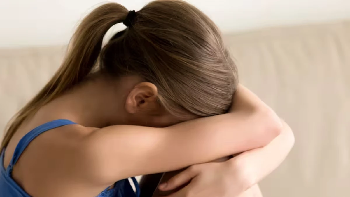 В Новосибирской области местного жителя подозревают в изнасиловании 14-летней падчерицы