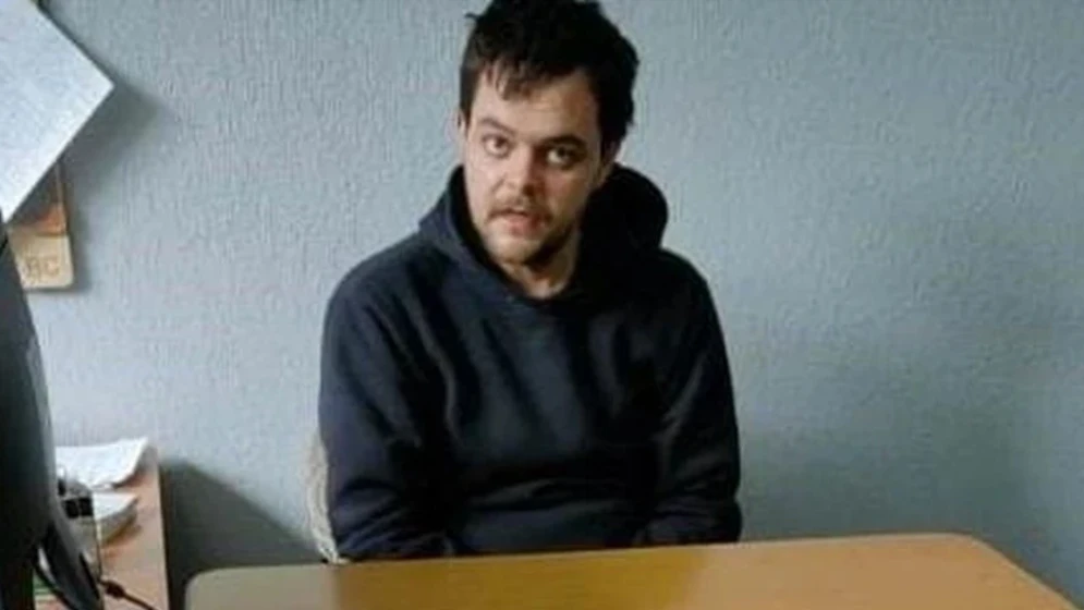 Эйден Эслин сообщил об обстрелах своей тюрьмы. Фото: генпрокуратура ДНР