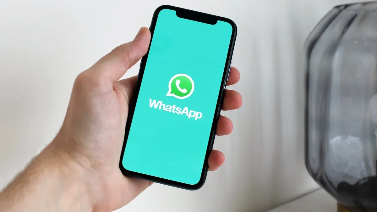 Apple будет отказываться от WhatsApp из-за обновления iOS 16