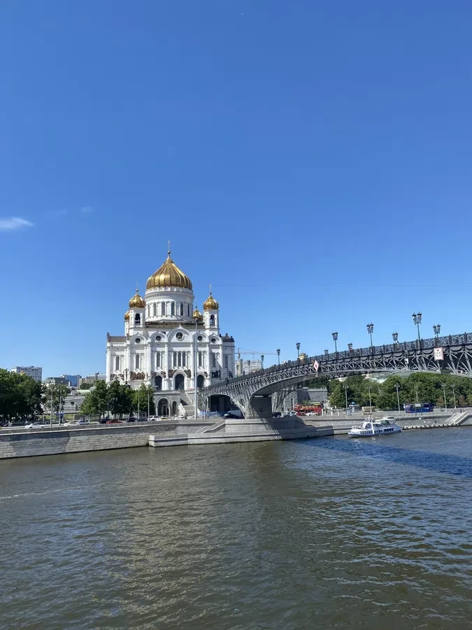 Фекла Иконийсая вместе с апостолом Павлом стала проповедовать