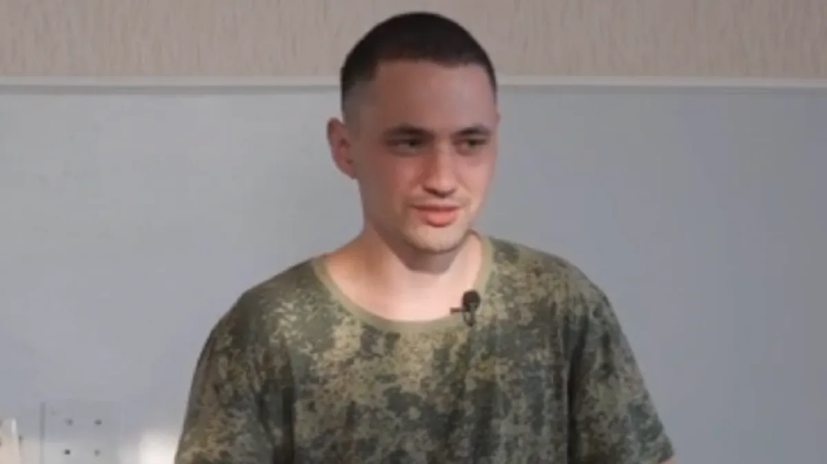 «На всю жизнь запомнил» Вернувшийся из украинского плена сибиряк Виктор Раидин рассказал, как встречал День Рождения в подвале СБУ
