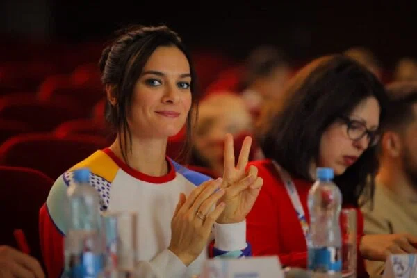 Елена Исинбаева планировала стать главой комиссии МОК