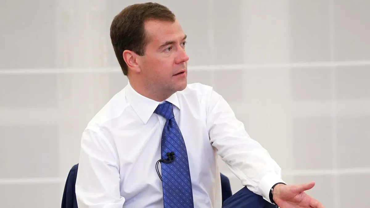 «Бурный роман европейцев с украинцами завершается». Дмитрий Медведев прокомментировал яростные высказывания поляков о своих «гостях»