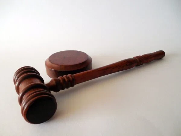 Мужчину приговорили к 3 годам колонии-поселения