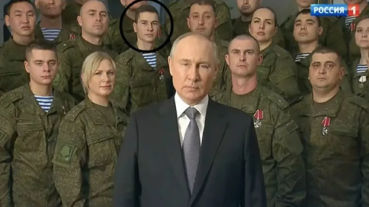 От взрыва мины погиб лейтенант Юрий Шнайдер, который снялся в новогоднем поздравлении Владимира Путина  