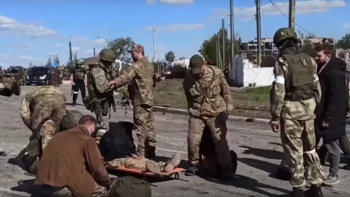 Комбат «Востока»: С «Азовстали» 18 мая сдались в плен 785 украинских военных 