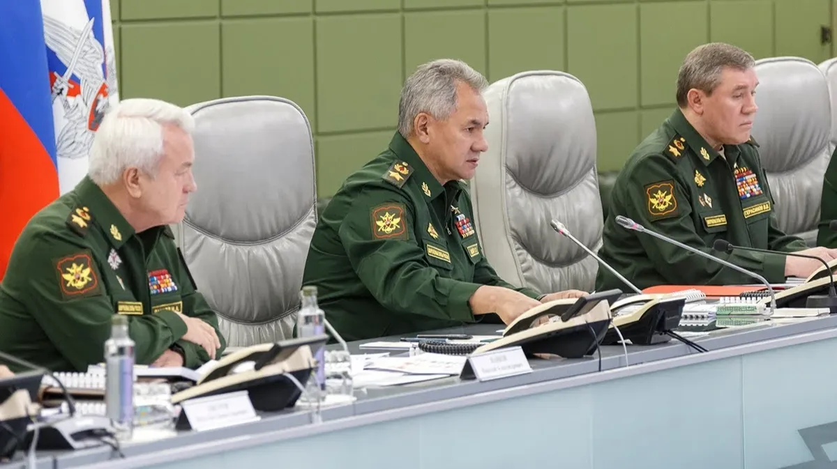 «Готовьтесь морально и физически,»: Военный эксперт Суконкин спрогнозировал сроки новых волн мобилизации в России