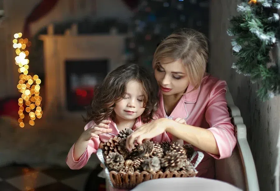 Новогодние подарки 2021-2022 в Новосибирске: Что подарить своим родным и детям. Какой лучший подарок для мужа