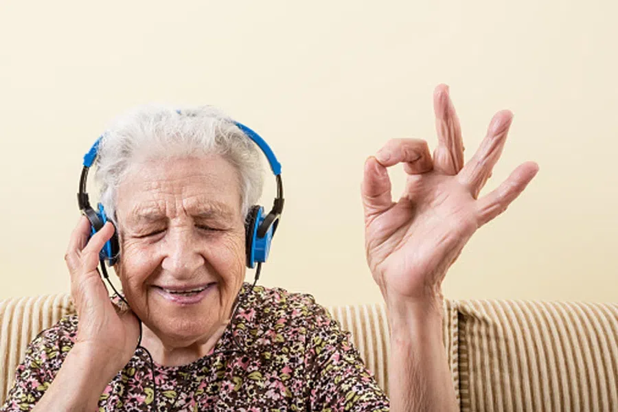 Как музыка может лечить инсульт, травмы головного мозга и даже болезни Паркинсона?