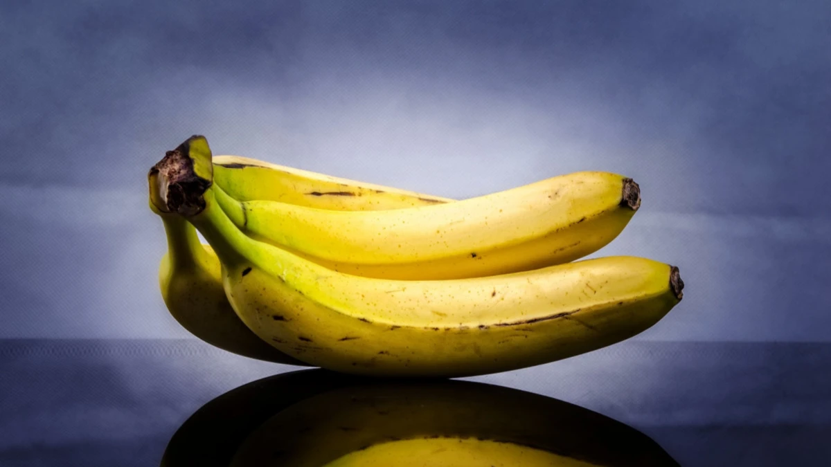 Как правильно хранить бананы, чтобы они не чернели 