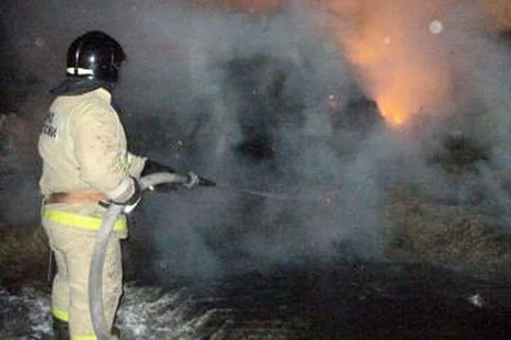 Котельная выгорела в деревне Искитимского района во время ночного пожара