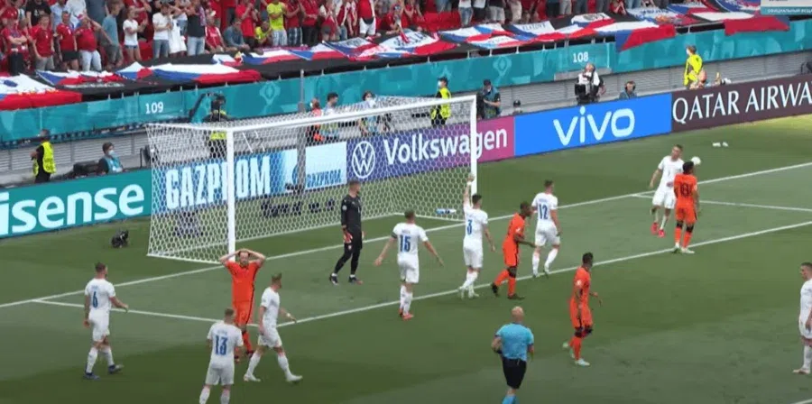 Сборная Чехии обыграла команду Нидерландов со счетом 2:0 и вышла в 1/4 финала Евро-2020