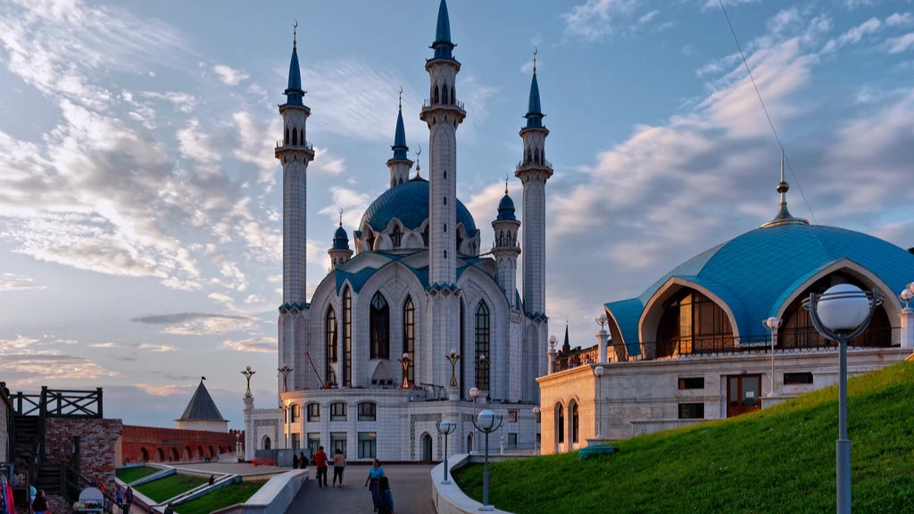 Праздничные мероприятия Ураза-байрам 2022 для Москвы, Санкт-Петербурга и Казани: как мусульмане могут отметить великое торжество 2 мая