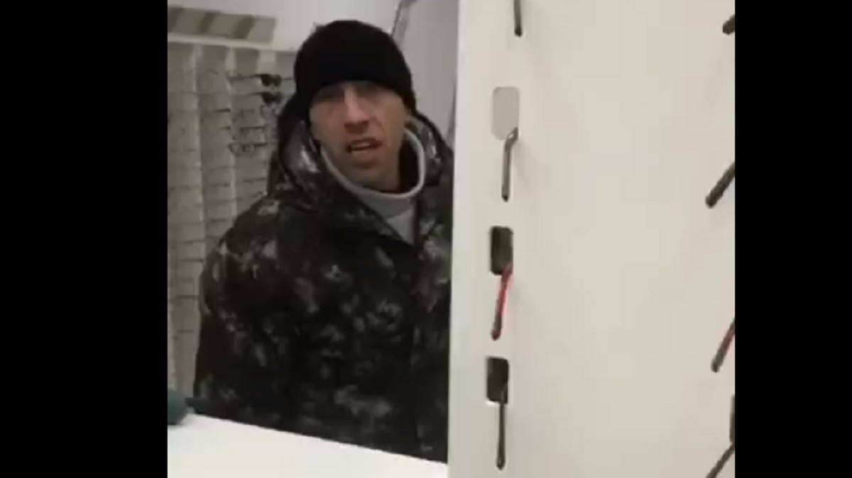 «Головой сломал стойку для очков» Нетрезвые мобилизованные напали на ...