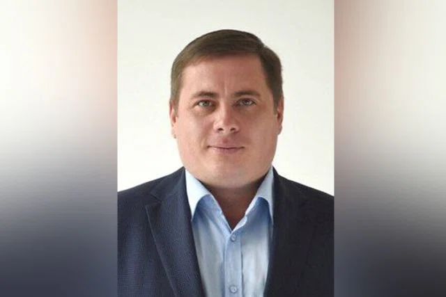 «Единая Россия» приостановит членство в партии арестованного депутата заксобрания Глеба Поповцева