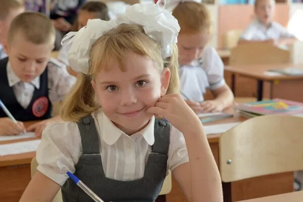 Каждая вторая рубашка для школьника не безопасна