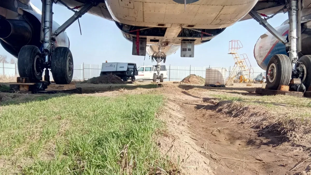 Самолет «Уральских авиалиний», севший под Новосибирском, разберут на запчасти