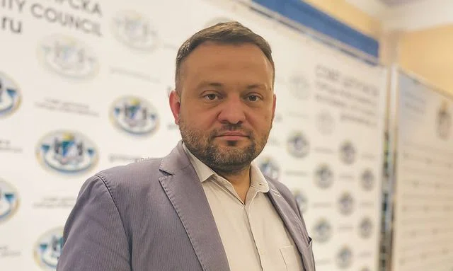 Депутат Новосибирского горсовета Сергей Бойко улетел из России навсегда из-за риска попасть в СИЗО