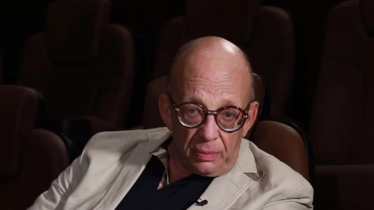 Самый известный голос кино 90-х: Знаменитый переводчик фильмов Леонид ...