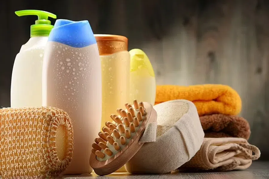 Бутылка шампуня может сделать вас толстым: ученые нашли 11 химических веществ в обычных пластмассах, которые способствуют набору веса