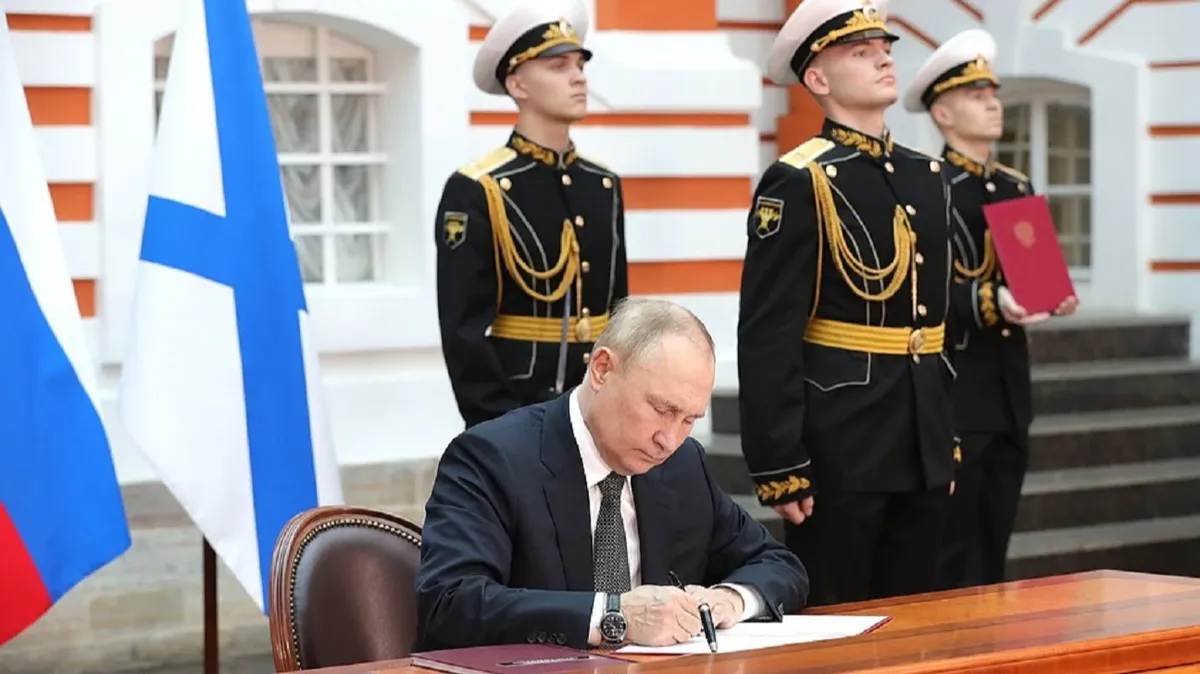 Путин утвердил Морскую доктрину России в Санкт-Петербурге. Фото: Кремлин.ру