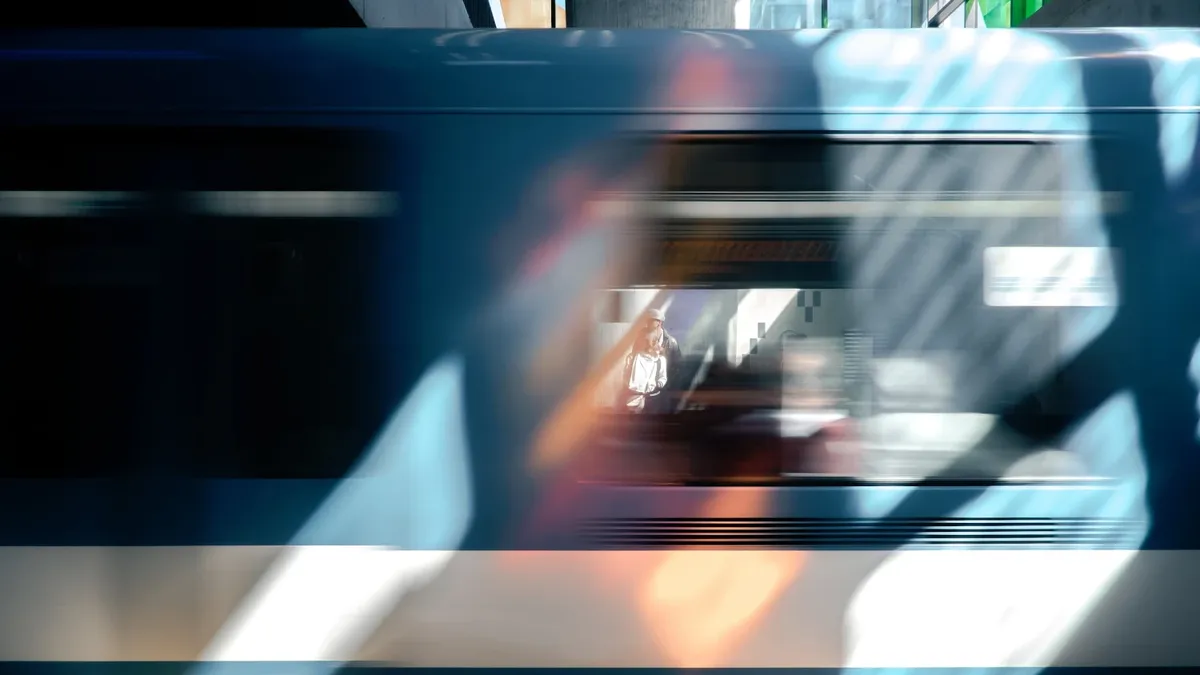 Насколько подорожают билеты на поезда с 1 января 2023 года – метро, автобусы, поезда, самолеты