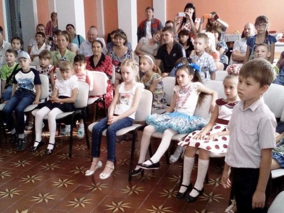 День знаний объединил первоклашек