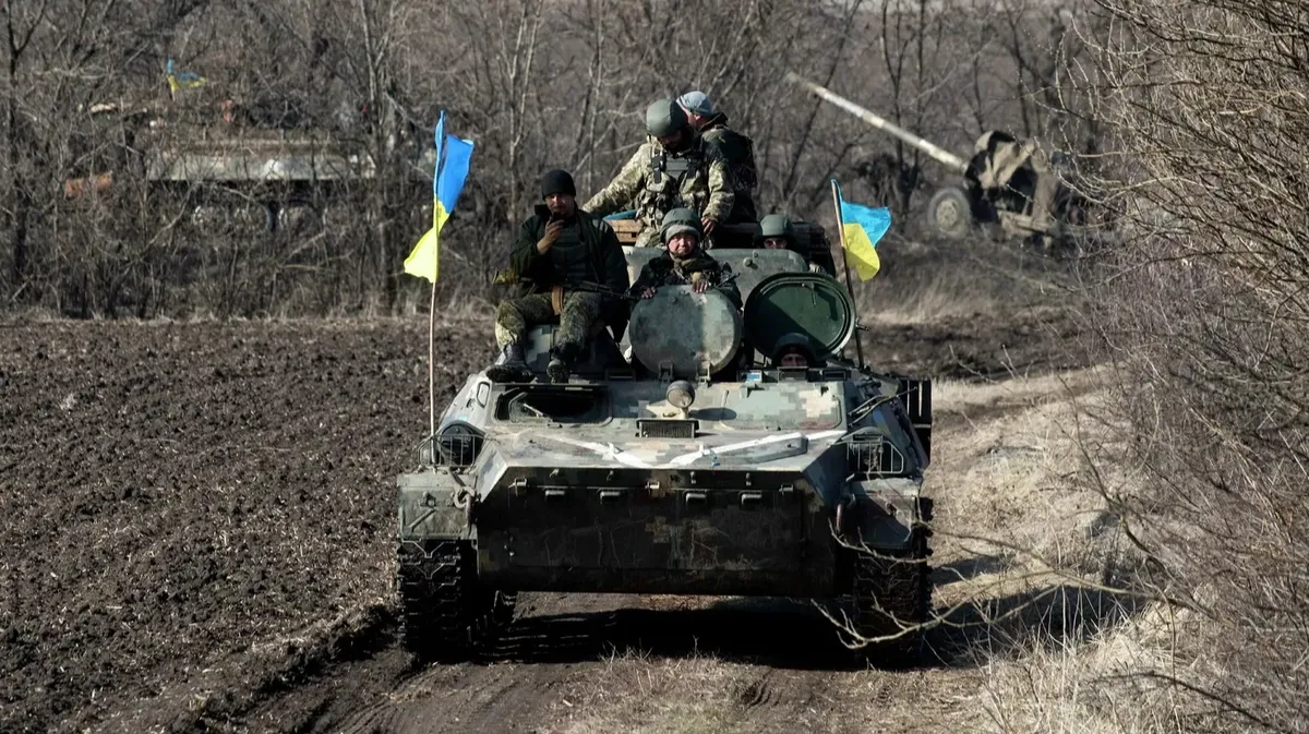 Боевики нацбатальона «Айдар»* сдались в плен при зачистке ПГТ Метелкино. Фото: ria.ru