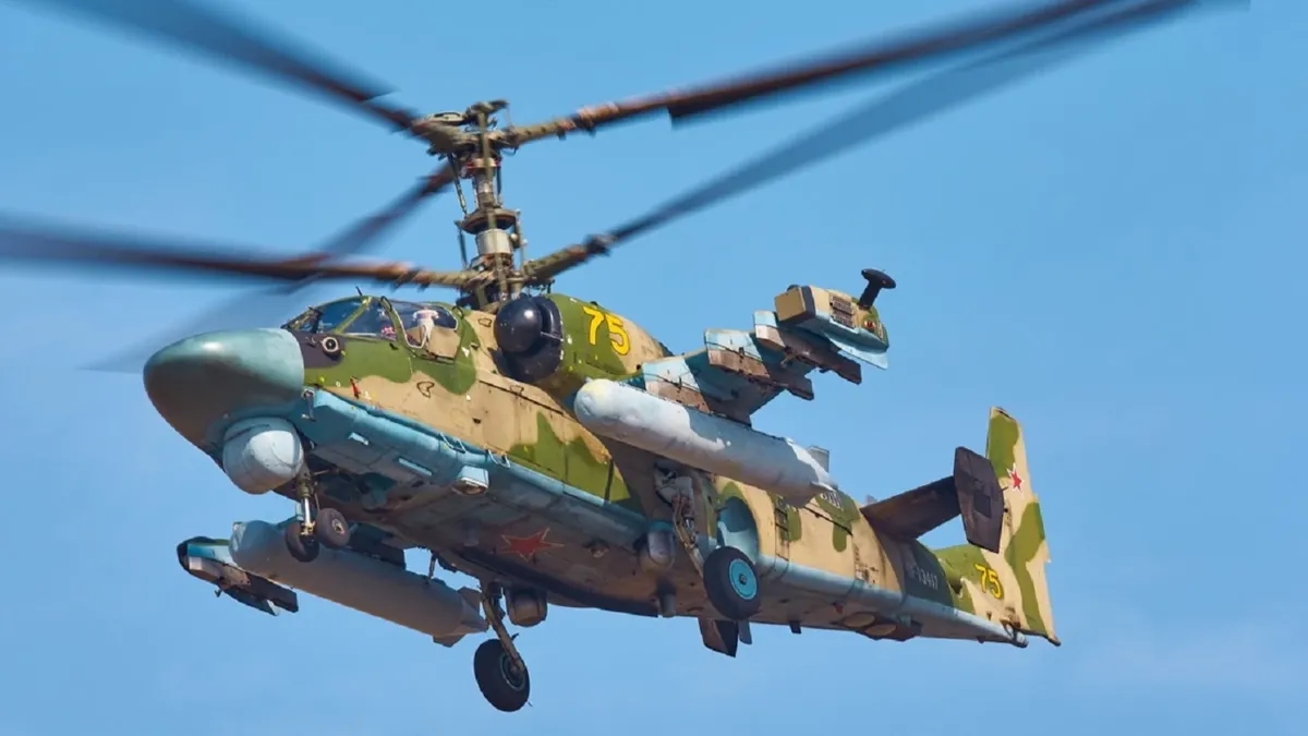 Пилот посадил подбитый вертолет на территории Украины. Фото: Минобороны РФ