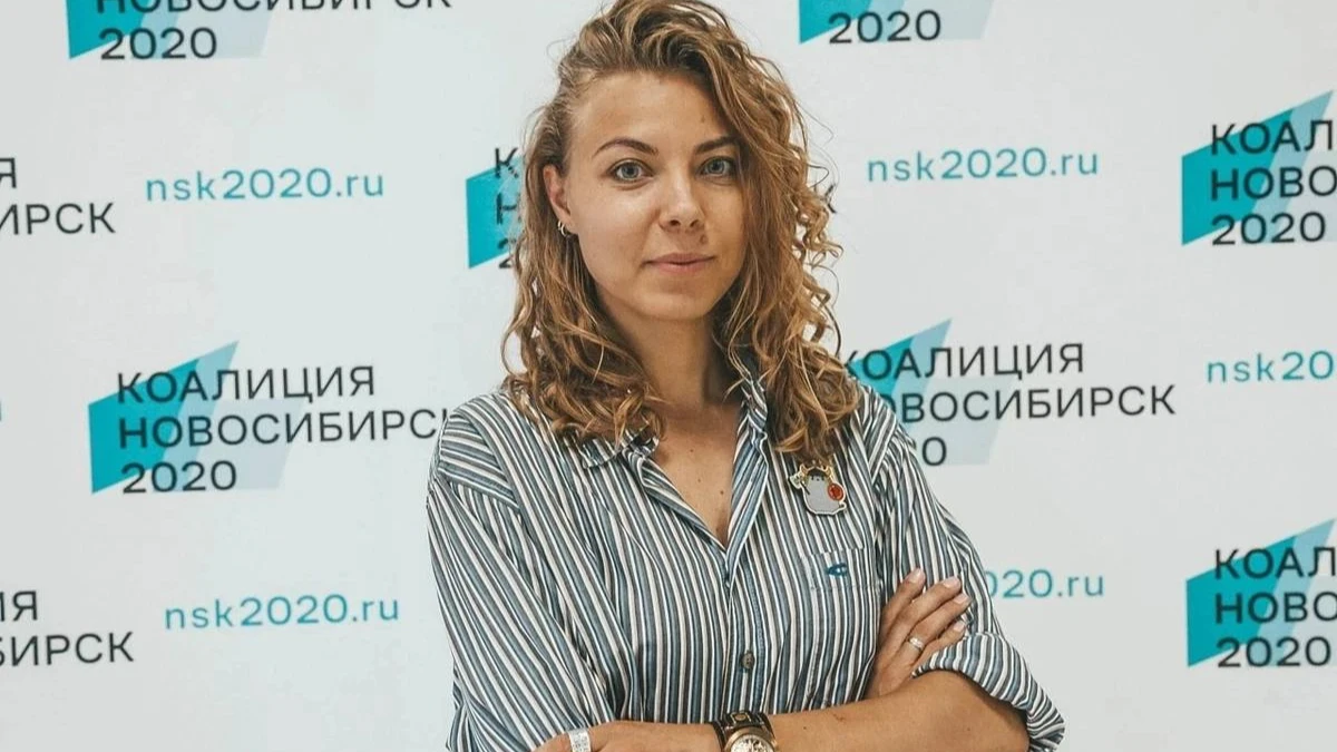 Депутата Новосибирска Хельгу Пирогову могут объявить в розыск по делу о фейках