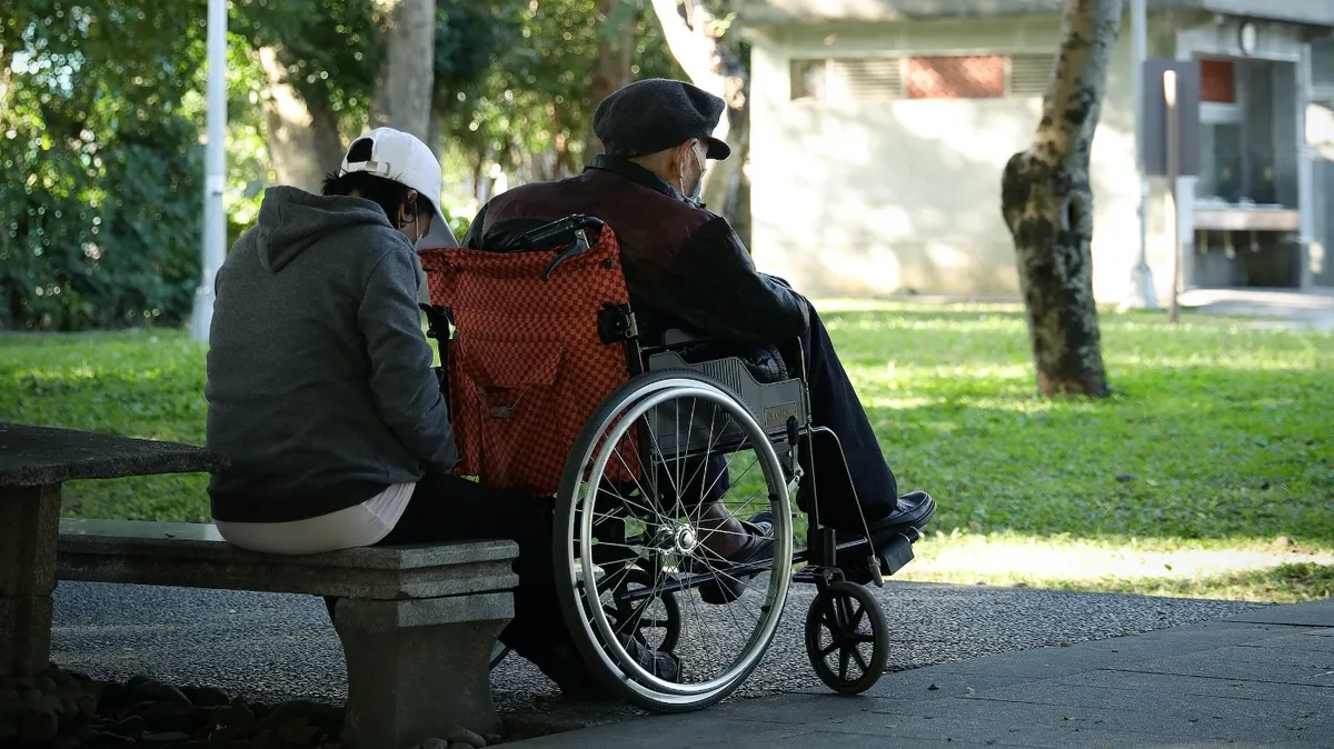 Люди с инвалидностью социально уязвимы. Фото: unsplash.com
