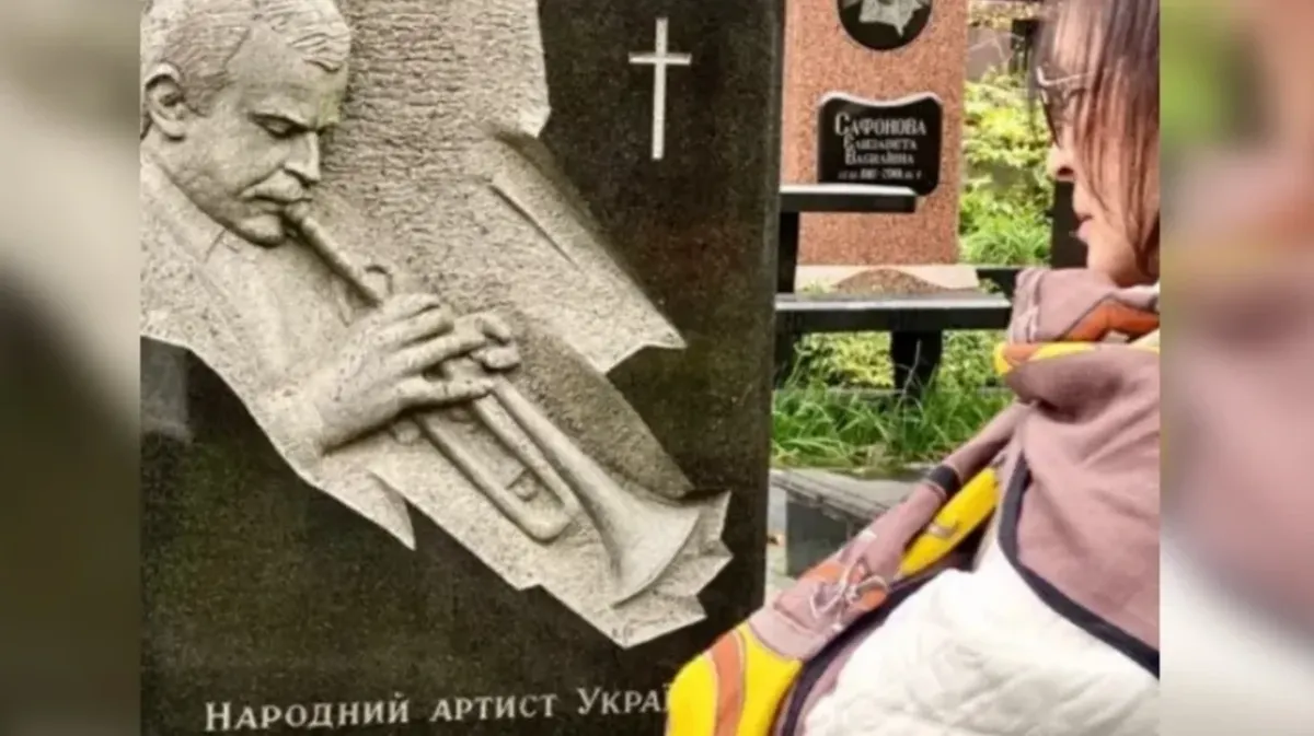 Певица София Ротару вышла на связь с кладбища Киева
