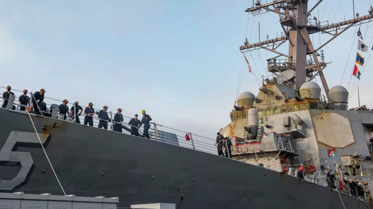Ржавчина убивает кораблВМС США столкнулись с более серьезным противником, чем Россия