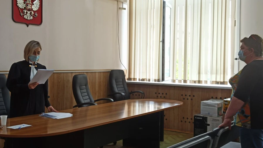 Мать Прохора Шаляпина выслушала свой приговор по делу о взятке. Фото: Объединённая пресс-служба судов Волгоградской области / Telegram-канал 