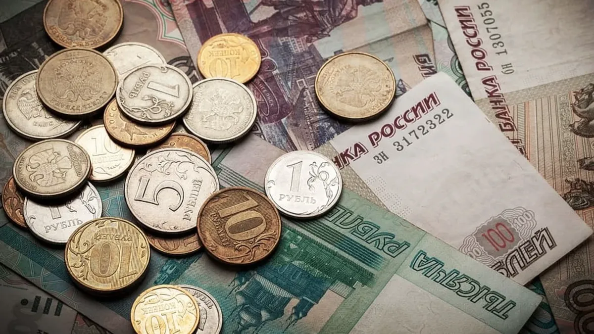 Двойная пенсия: все категории россиян, которые имеют право получать две пенсии ежемесячно
