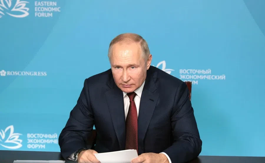 Президент Владимир Путин пообещал повысить пенсии всем россиянам в ближайшие годы