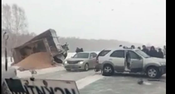 В ДТП пострадал водитель легковой иномарки