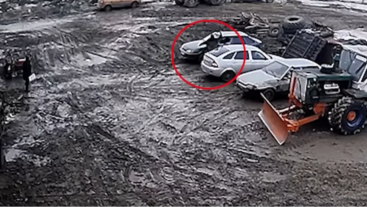 «Опасаемся очень, мы ночи не спим» Боец ЧВК «Вагнер» Иван Россомахин после возвращения с СВО держит в страхе все село – его подозревают в убийстве пенсионерки 