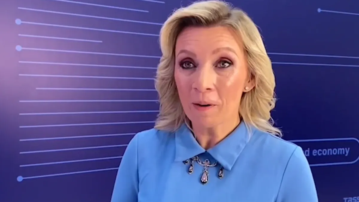 Захарова раскритиковала «наглость» саблистки Харлан, не пожавшей руку россиянке Смирновой