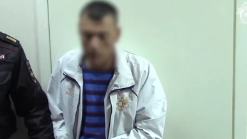 Под Новосибирском «попутчик с электрички» проник в дом к своей знакомой. Из-за отказа выпить он убил ее и соседку