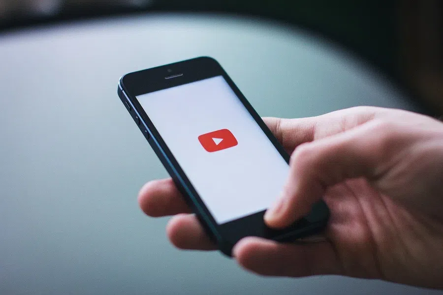 YouTube полностью приостановил монетизацию в России
