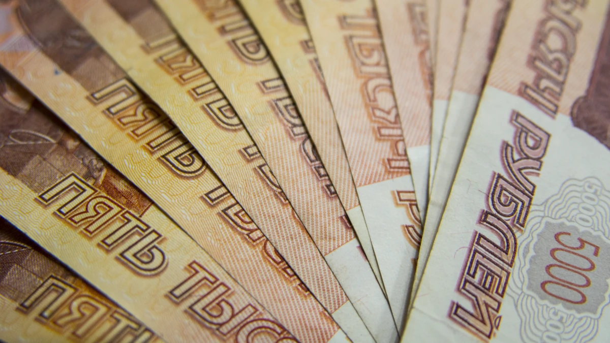 Как правильно давать в долг деньги в России: чтобы получить их обратно с должника – писать от руки или печатать расписку 