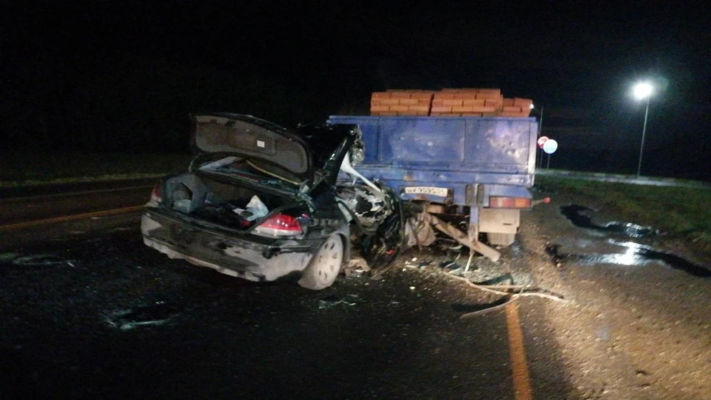 Водитель BMW скончался во время ДТП с грузовиком на федеральной трассе под Искитимом