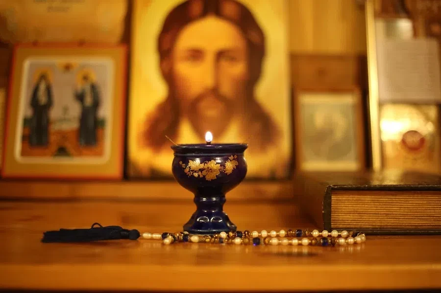 православие. молитва, лампада