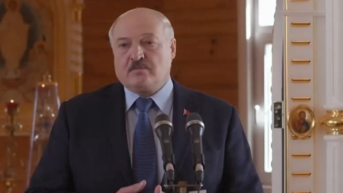 Лукашенко заявил, что соседние страны стоят в Беларусь в очереди, чтобы купить соль или гречку. Фото: скришот с видео