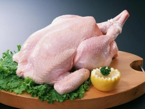 Птицефабрика торгует курами