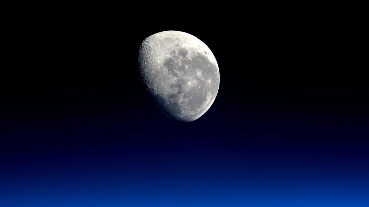 Опасный день 8 ноября 2022: почему полное Лунное затмение считалось плохим знамением – особенности события, точное время и в каких странах наблюдать 