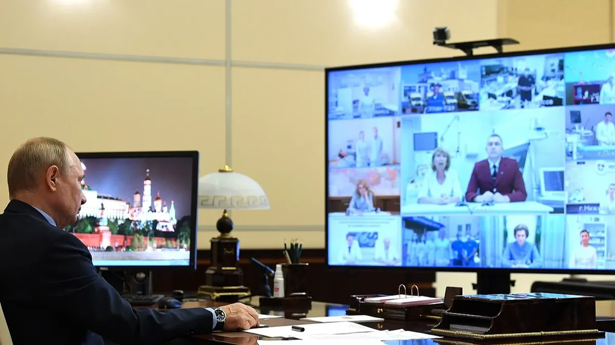 Владимир Путин ожидает исполнения поручений. Фото: Кремлин.ру